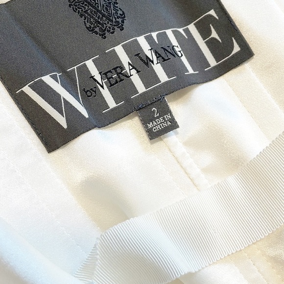 White By Vera Wang Wedding Dress Style VW351044 Size 2 - Picture 9 of 16